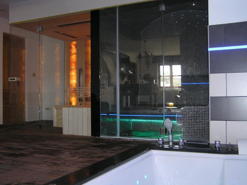Kovacsszenaja Vendeghaz Villa Exteriör bild