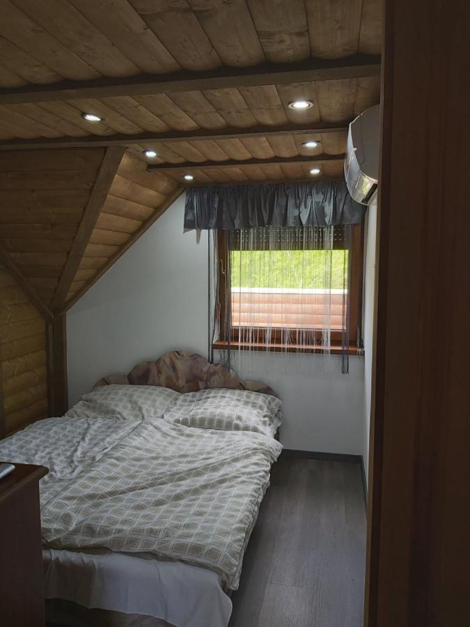 Kovacsszenaja Vendeghaz Villa Exteriör bild