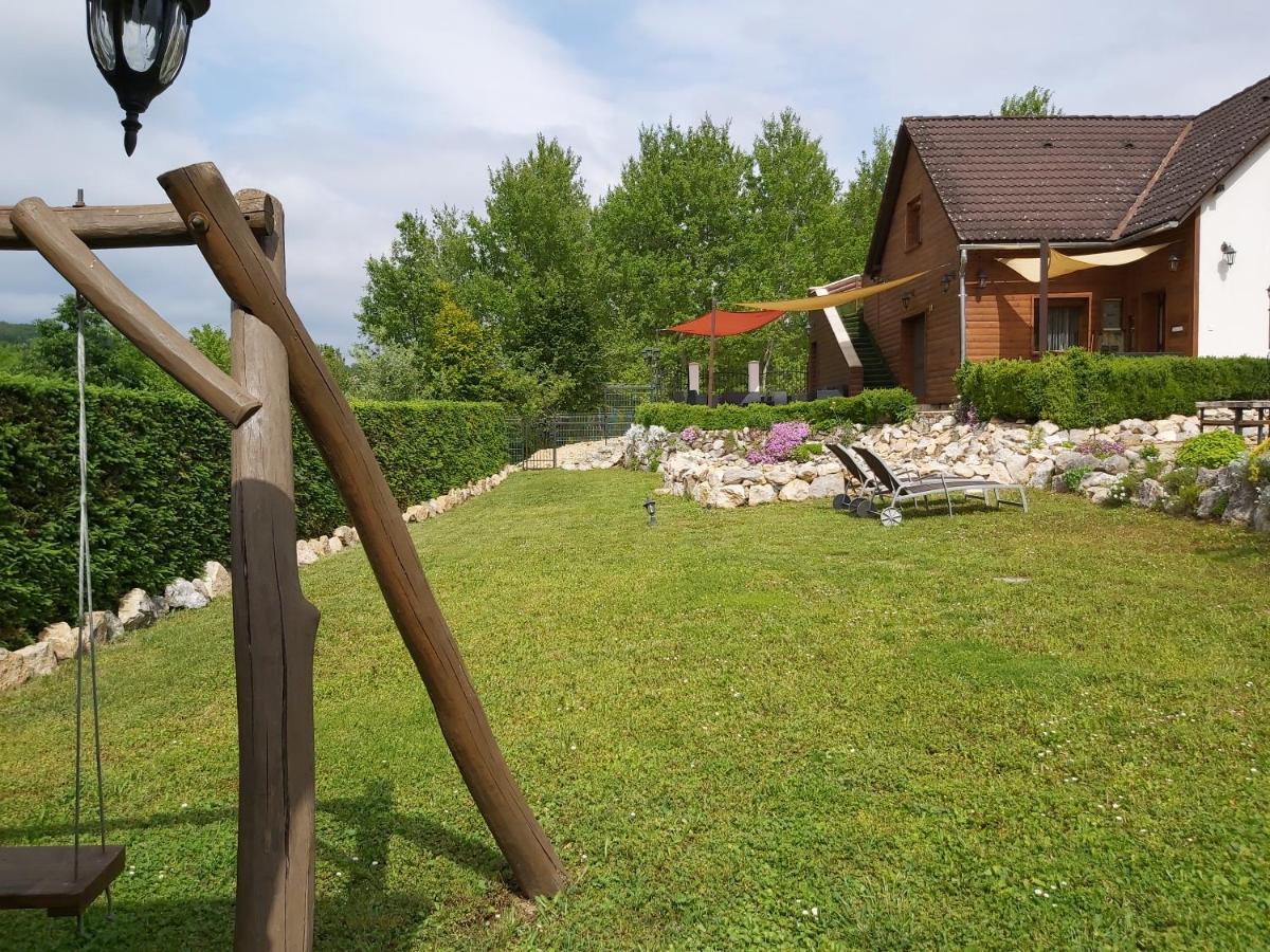 Kovacsszenaja Vendeghaz Villa Exteriör bild
